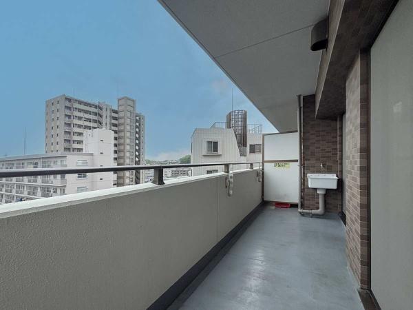 バルコニーから見た西側の眺望