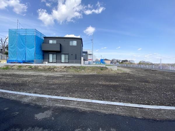 お好きなハウスメーカーで建築できます。