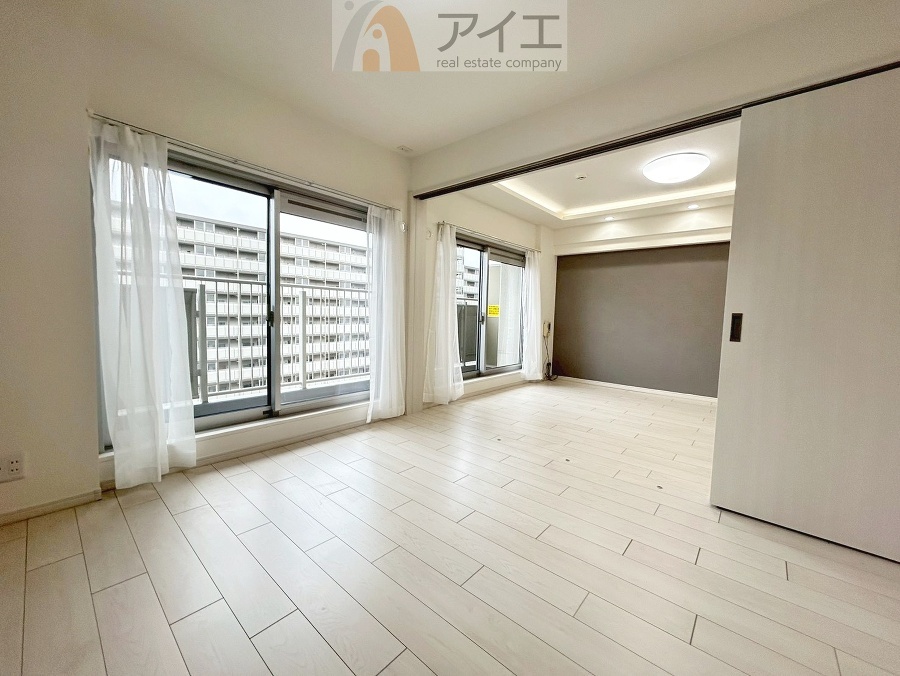 リビングとなじみやすい仕様でインテリア性が高い