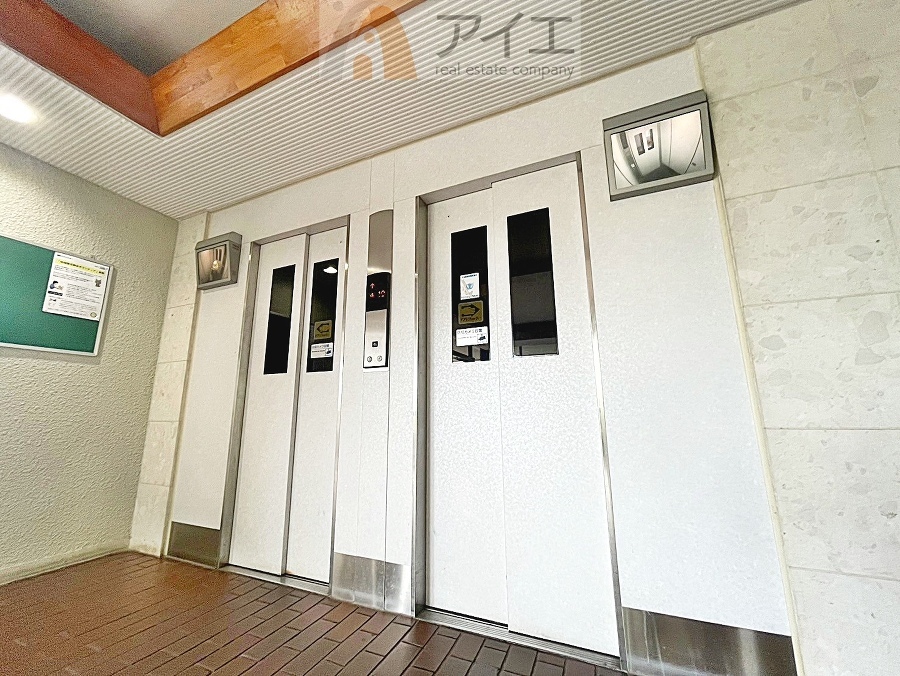 清掃も行き届いたエレベーターホール
