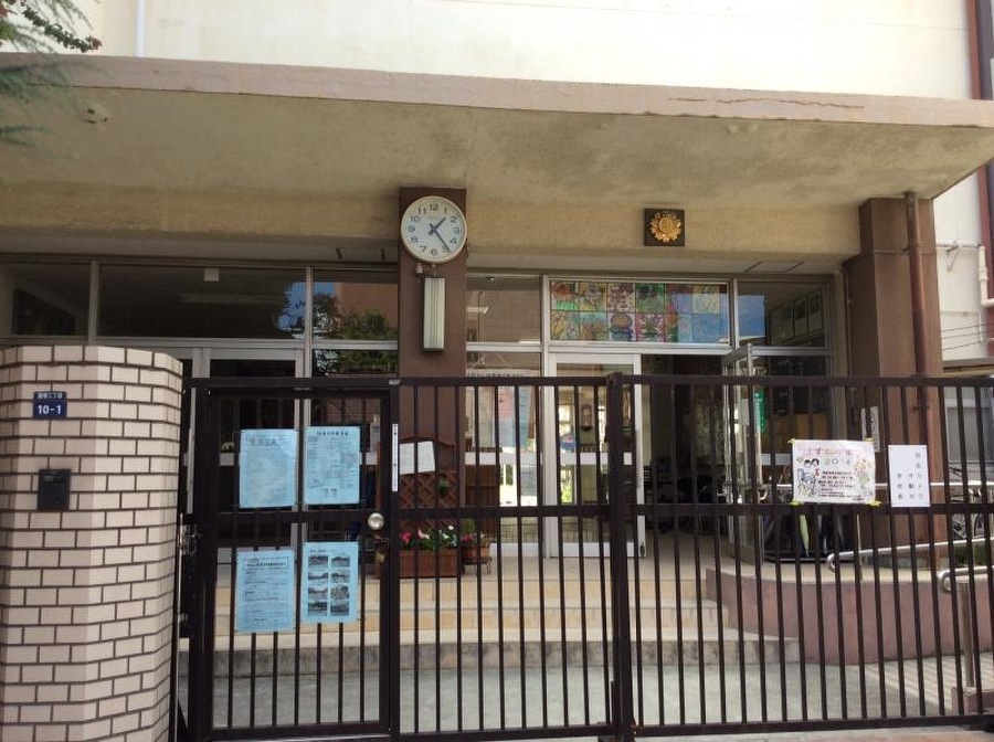 板橋区立蓮根小学校 400m 