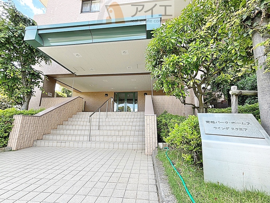 清掃や修理、不審者への声掛けも。管理員日勤は防犯にも有効