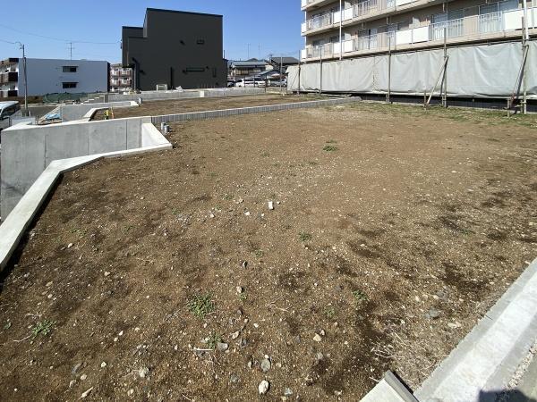 たっぷりの陽光に包まれる明るい住まい