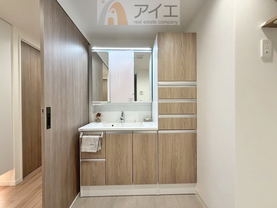 上質な洗面空間がゆとりの時間を演出