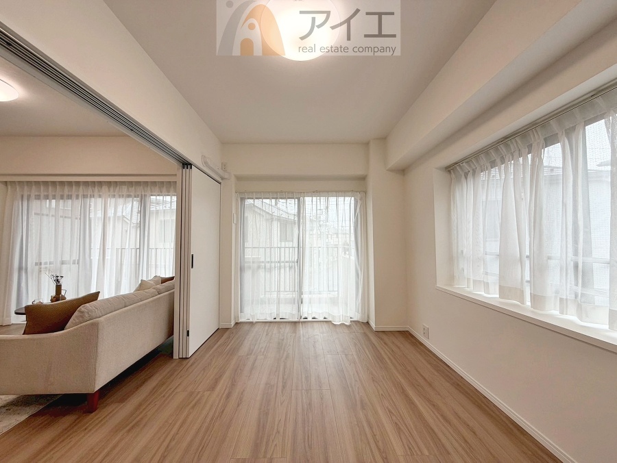 リビングとなじみやすい仕様でインテリア性が高い