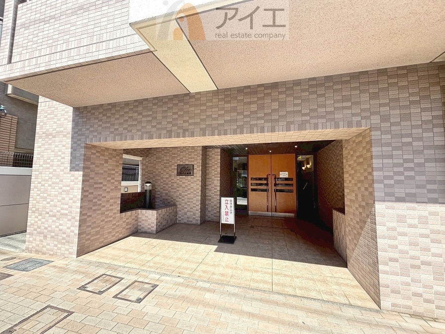 共用部の清掃・修理は管理員が実施