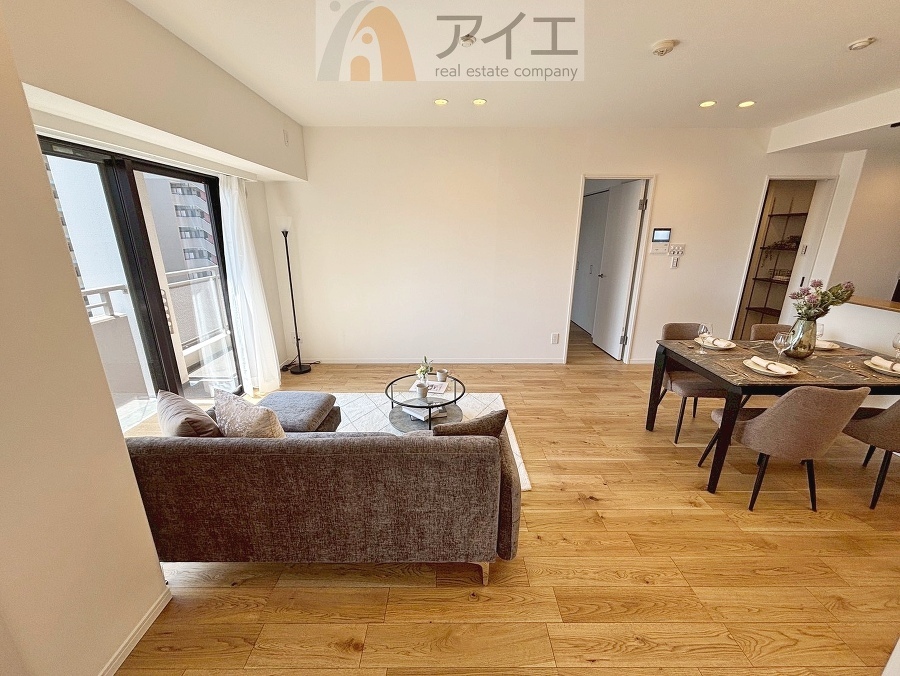 朝から日差しいっぱいの、明るい空間でのびのび過ごせます