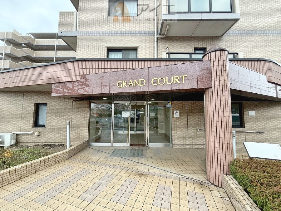 共用部の清掃・修理は管理員が実施