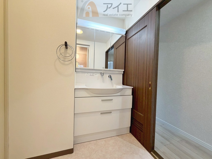 上質な洗面空間がゆとりの時間を演出