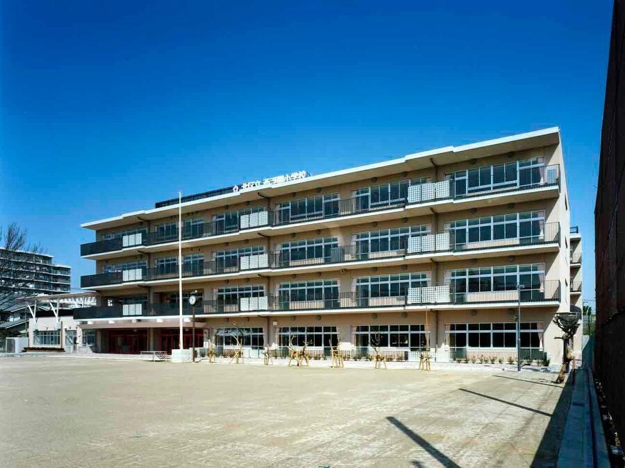 北区立西浮間小学校 650m 