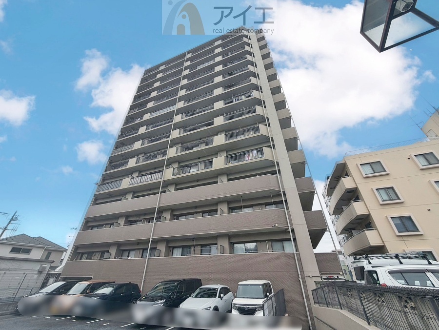 友人を呼びたくなるリノベーション済みのきれいな住まいです