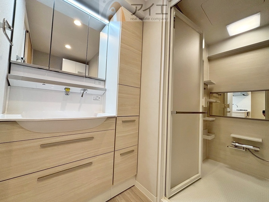 上質な洗面空間がゆとりの時間を演出