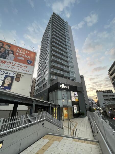 三鷹市下連雀３丁目