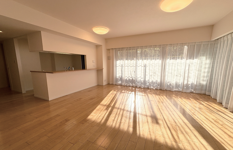 三鷹市下連雀８丁目