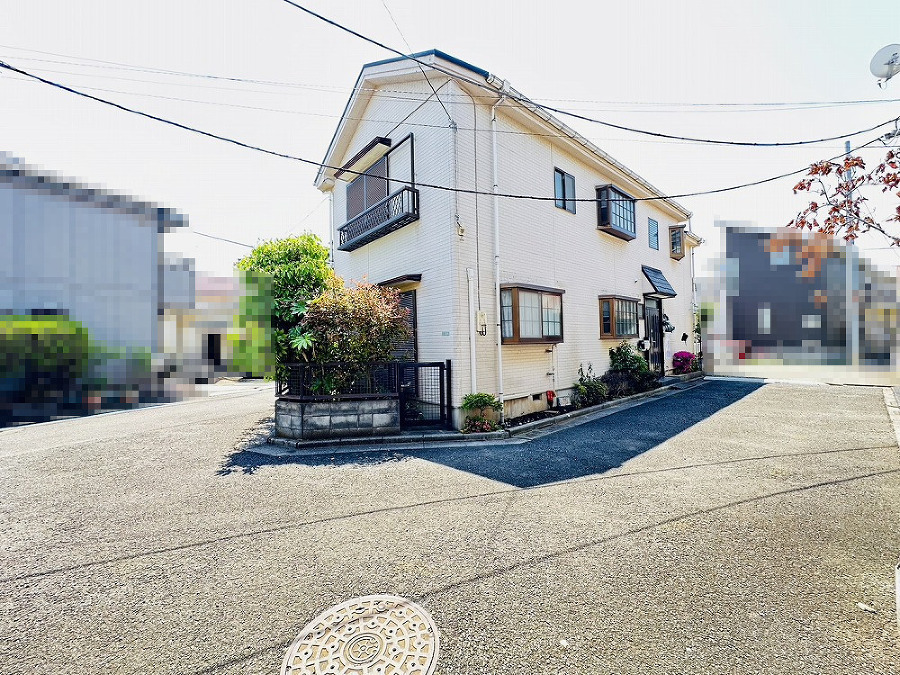  現況古屋あり。解体後着工。