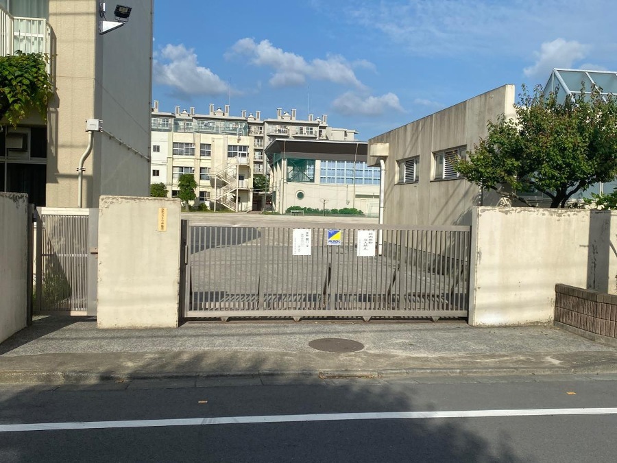 大田区立石川台中学校 1100m 
