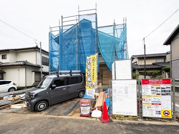 南道路に面し陽当たり良好