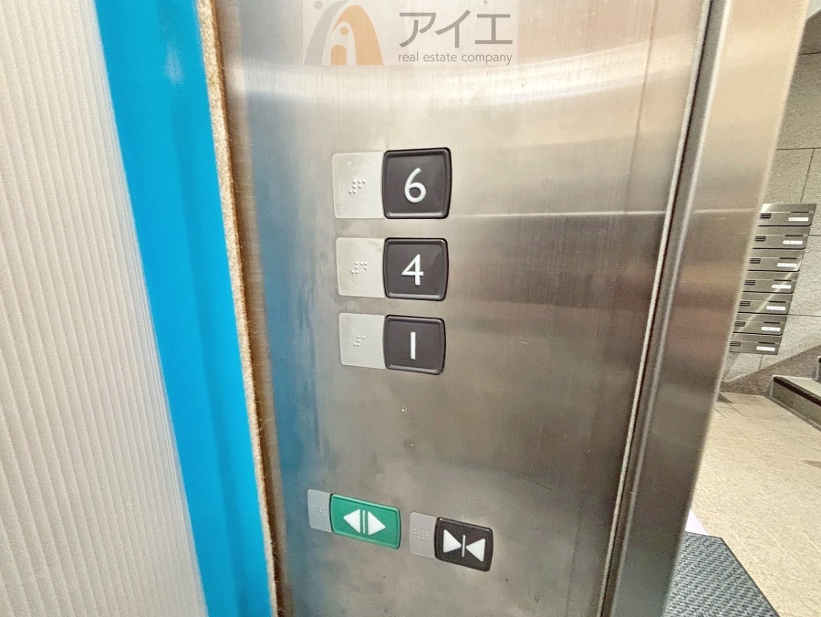 エレベーター停止階