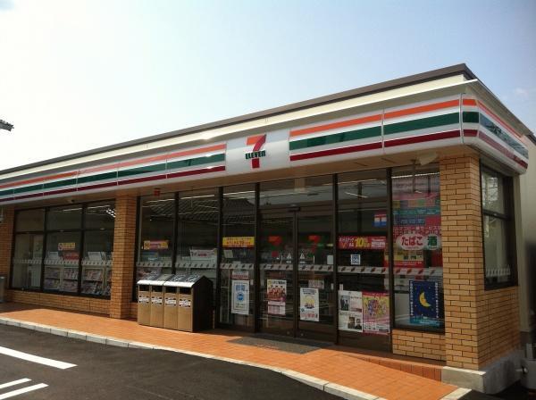 セブンイレブン横浜三吉橋店