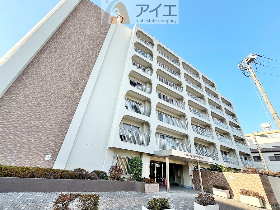 溢れる陽光でご家族の笑顔も輝く住まい