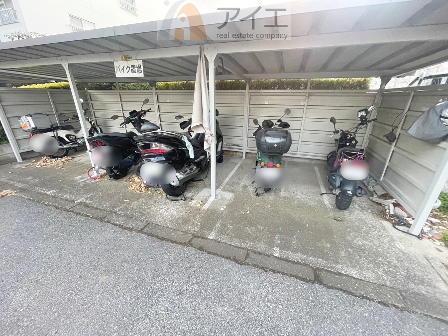 セキュリティ面にも配慮した駐輪場がございます