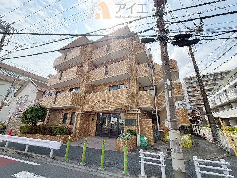 友人を呼びたくなるリノベーション済みのきれいな住まいです
