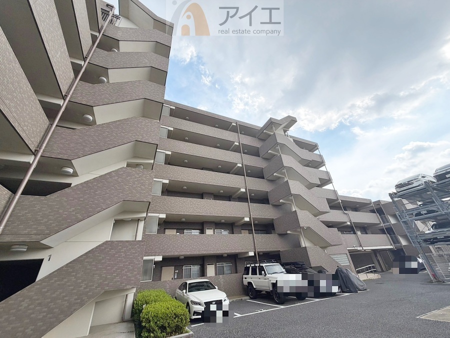 共用部の清掃・修理は管理員が実施