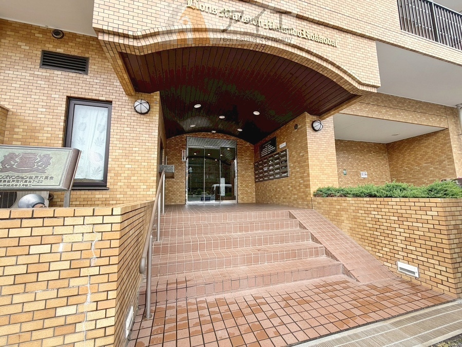 共用部の清掃・修理は管理員が実施