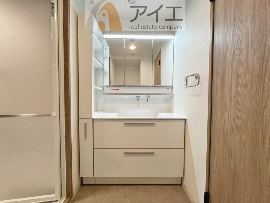 上質な洗面空間がゆとりの時間を演出