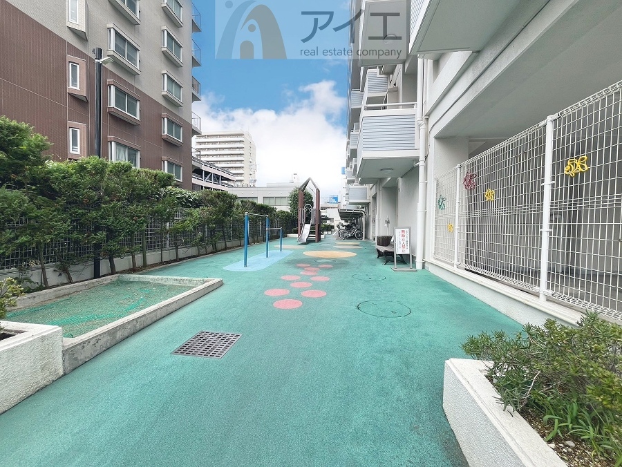 公園が近く、子育て家族に嬉しい緑豊かな環境です