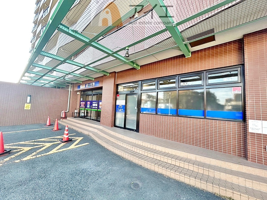 清掃や修理、不審者への声掛けも。管理員日勤は防犯にも有効