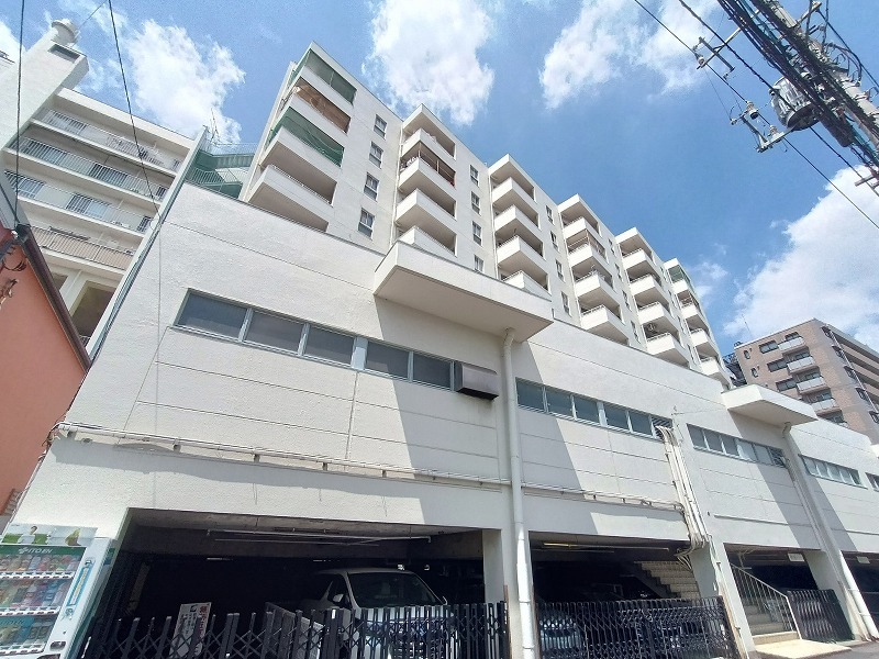 三鷹市下連雀４丁目