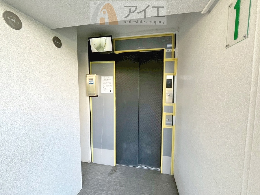 清掃も行き届いたエレベーターホール