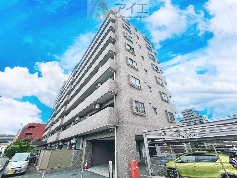 友人を呼びたくなるリノベーション済みのきれいな住まいです