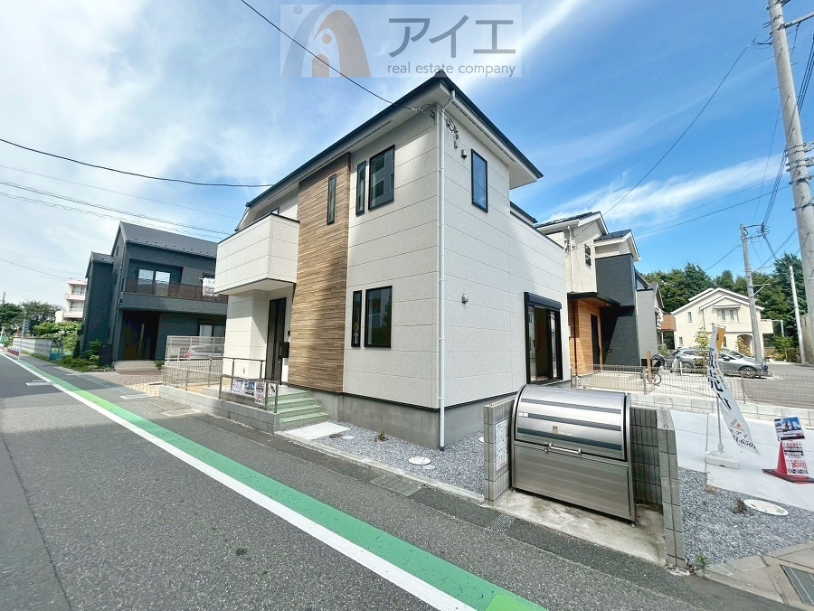 溢れる陽光でご家族の笑顔も輝く