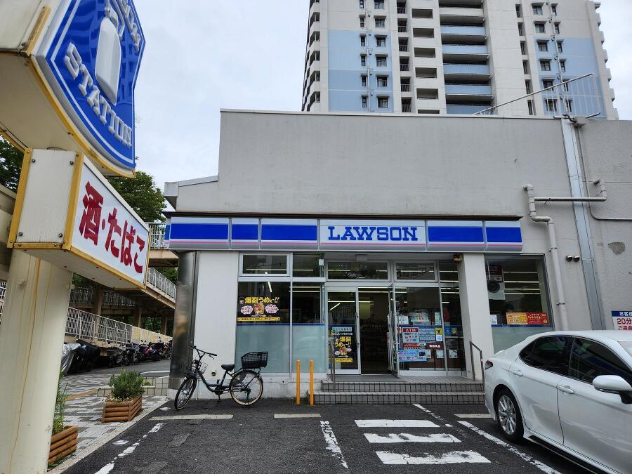 ローソン小名木川店まで徒歩5分 350m