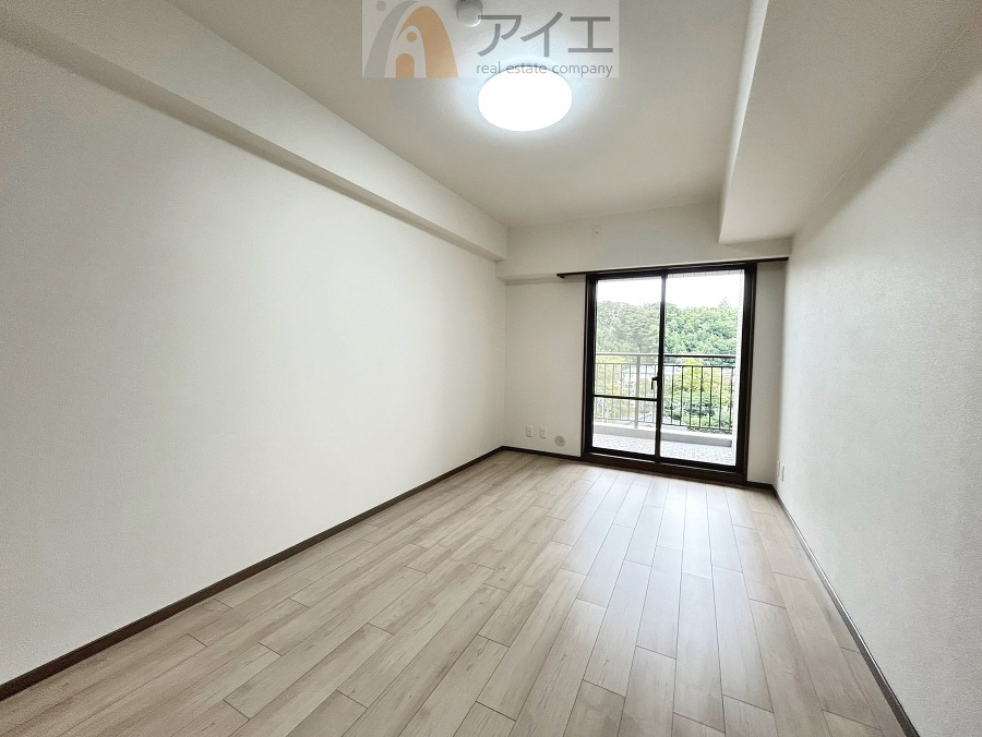 風通しが良く、開放感あふれるお部屋です
