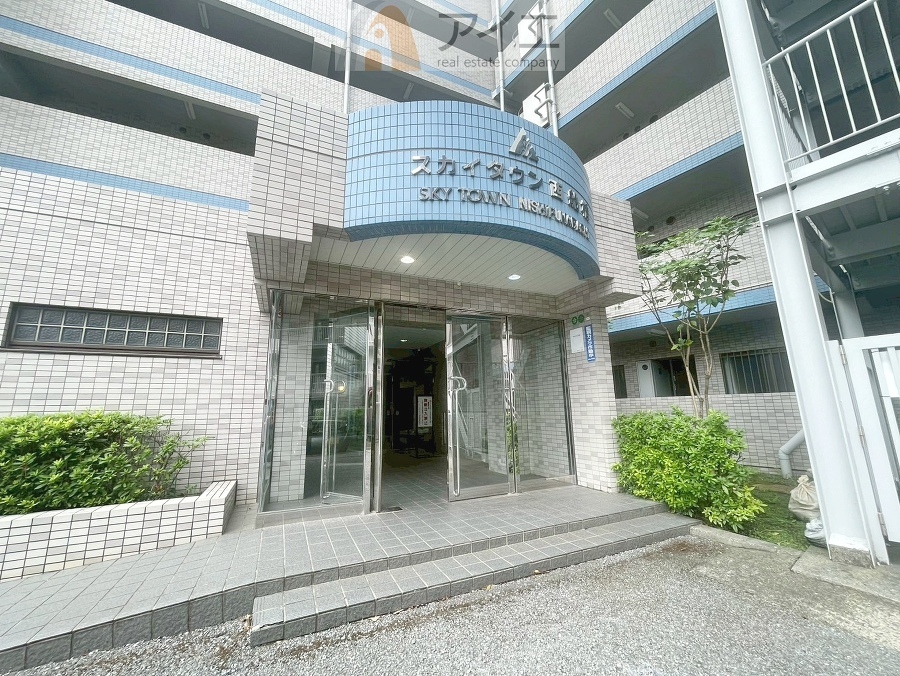 共用部の清掃・修理は管理員が実施