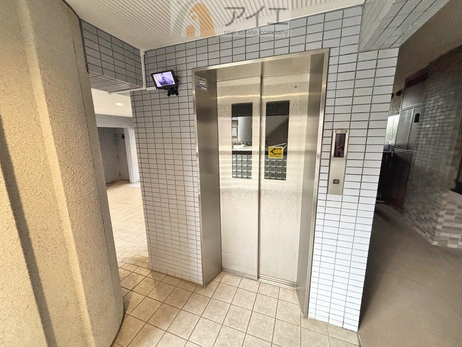 清掃も行き届いたエレベーターホール
