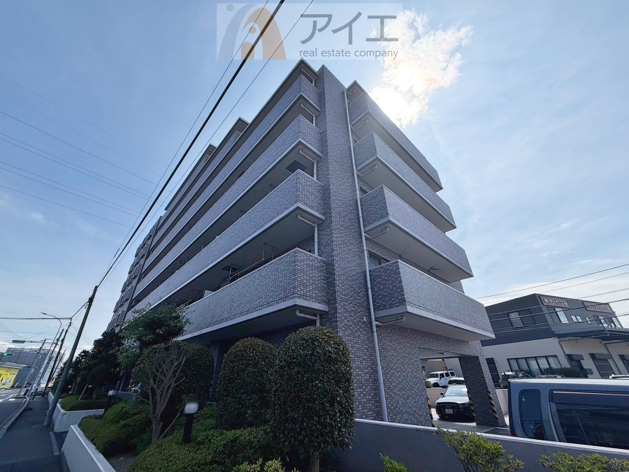 溢れる陽光でご家族の笑顔も輝く住まい