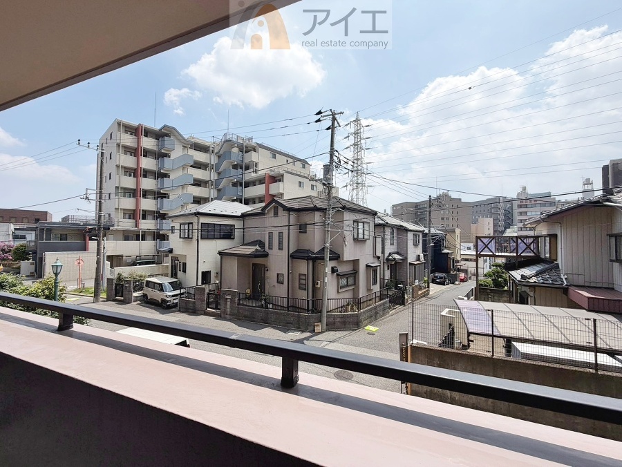 南面バルコニーで毎日のお洗濯も快適