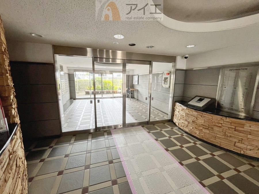 共用部の清掃・修理は管理員が実施