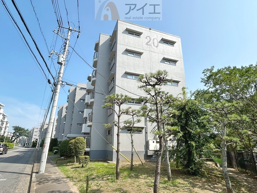 風通しが良く、開放感あふれる最上階のお部屋です