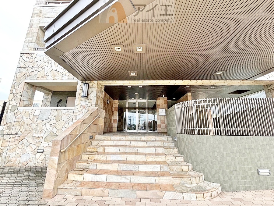 溢れる陽光でご家族の笑顔も輝く住まい