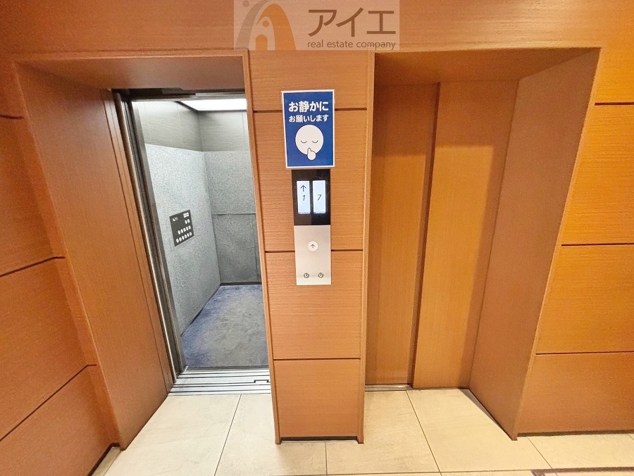 清掃も行き届いたエレベーターホール