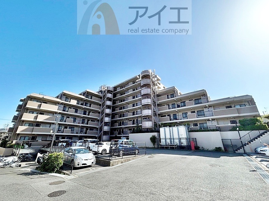 溢れる陽光でご家族の笑顔も輝く住まい
