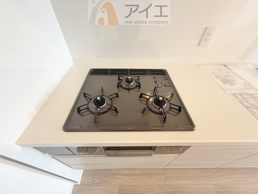 パンづくりやパーティ、大勢でお料理するのに大活躍3口コンロ