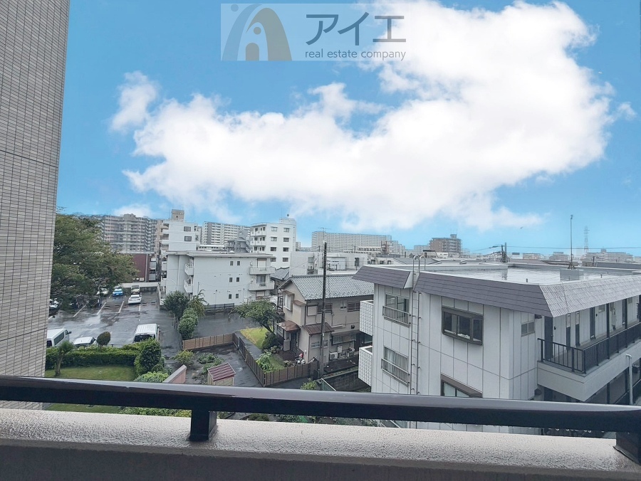空を近くに感じられる眺望を楽しめます