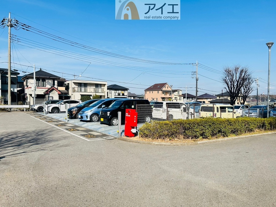 駐車場があるため車通勤の方にも安心なマンションです