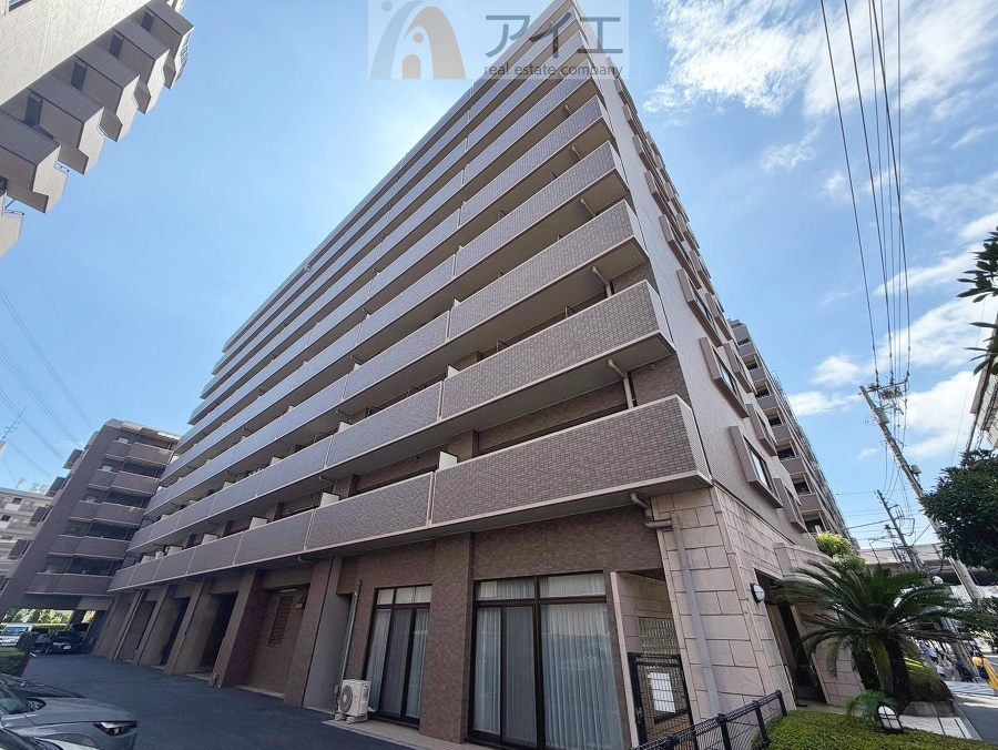 友人を呼びたくなるリノベーション済みのきれいな住まいです